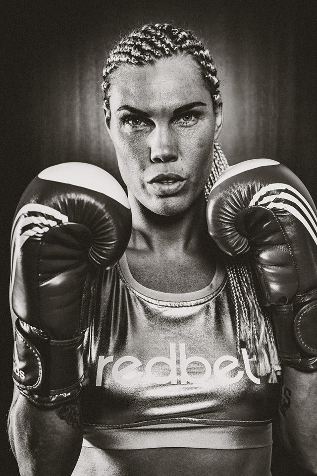 Mikaela_Lauren_swedish_Super_Welterweight_in_the_world