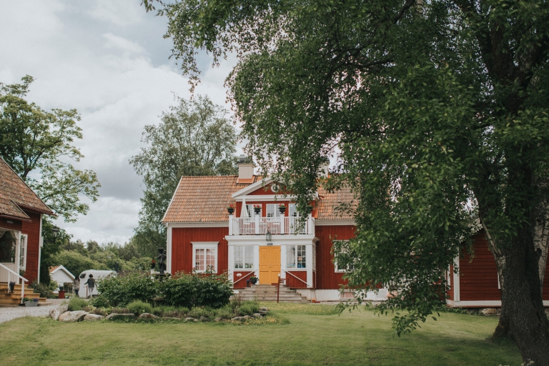 002-melody_martin_swedish_wedding_brollop_hem_till_garden_vasteras_fotograf_henrik_mill