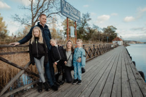 Tyresö familjefotografering familj foto höst fotograf Henrik Mill Västerås